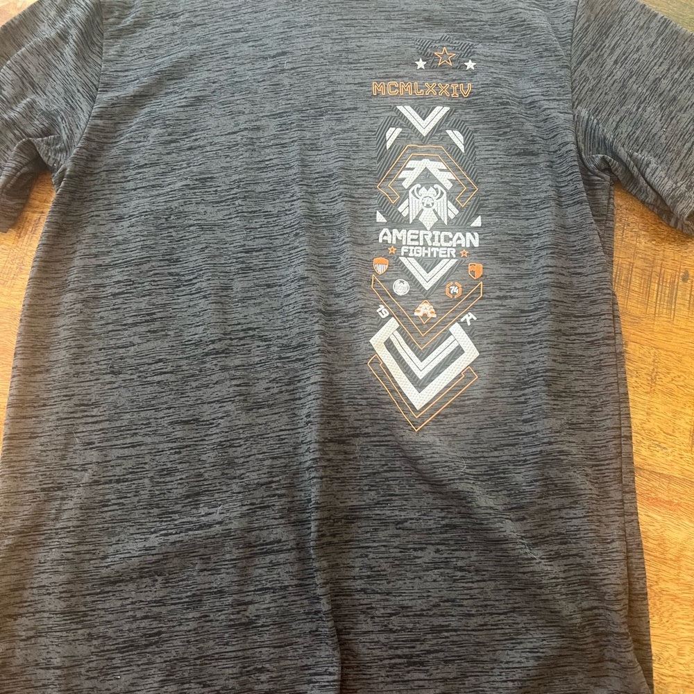 American Fighter Gray Graphic T-Shirt New without tag youth size L